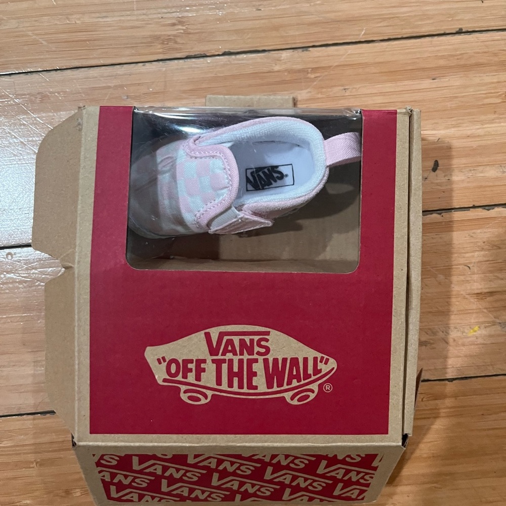 Brand new Vans baby shoes size 1.0